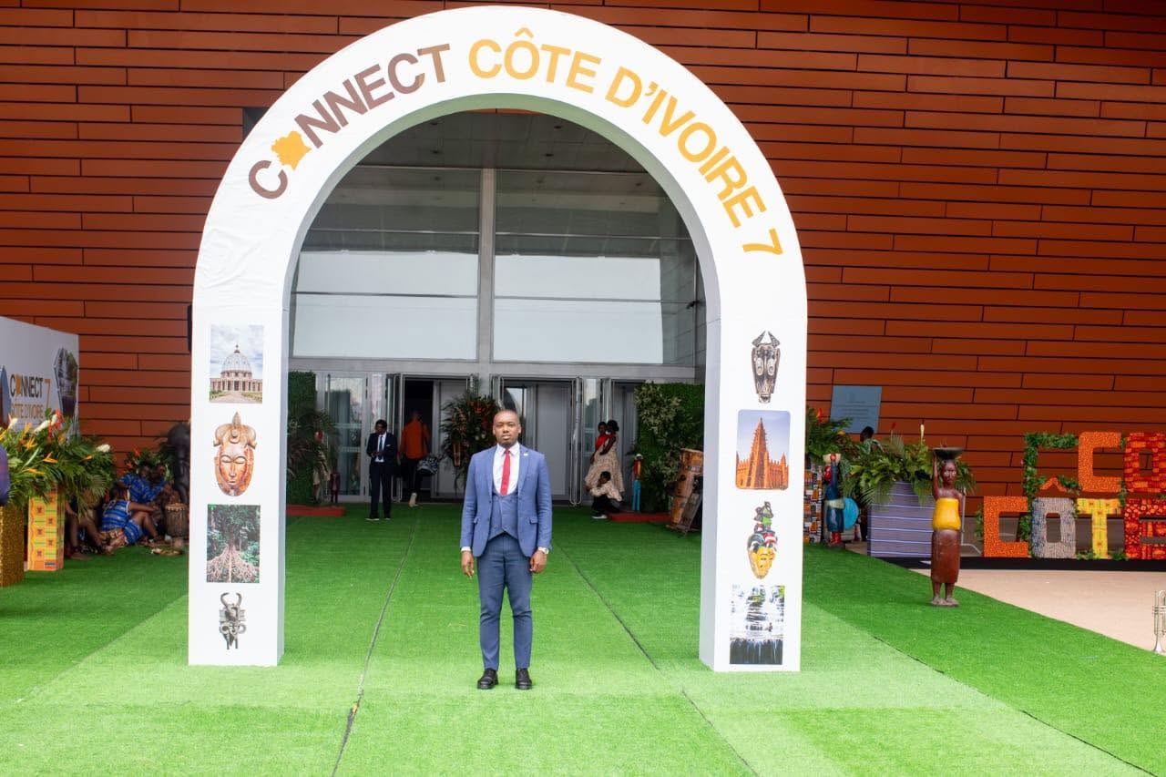 Le Président de YERAVIS lors d'un événement professionnel en Côte d'Ivoire